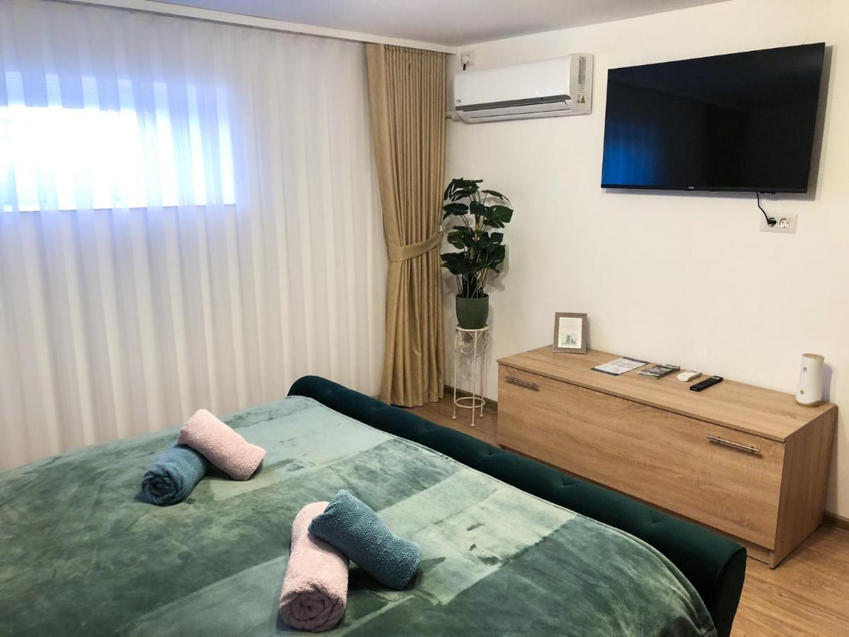 Ultra Central Apartment, Free Parking Oradea - Stray Cats מראה חיצוני תמונה